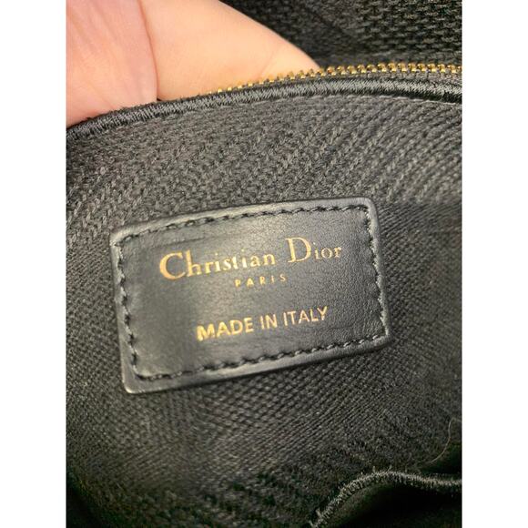 326 Christian Dior Black D-Lite Medium Dior With Champagne Gold Hardware - Picture 2 of 12